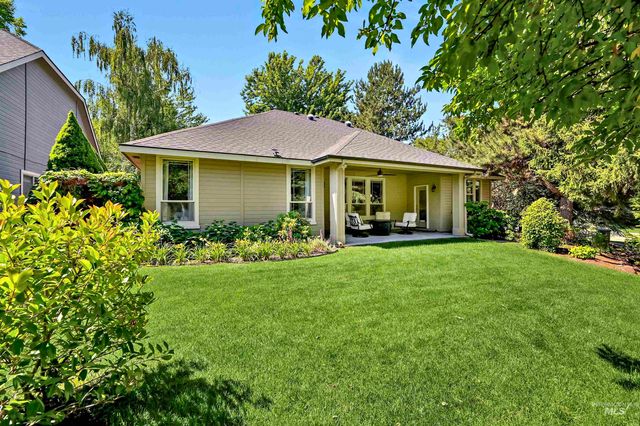 830 E Thunderbird Court, Eagle, ID 83616