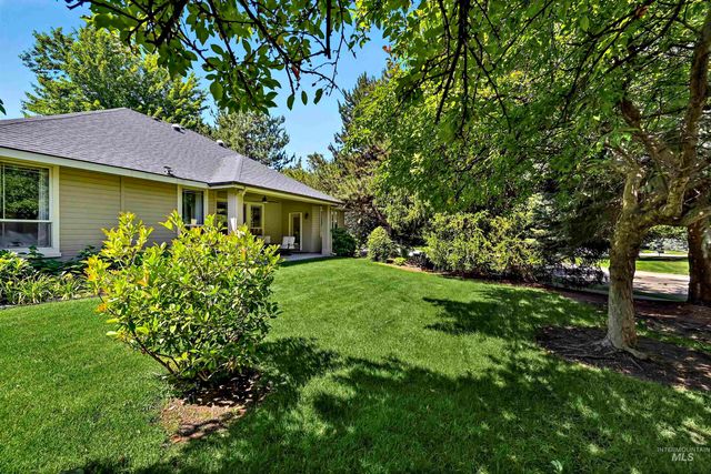 830 E Thunderbird Court, Eagle, ID 83616