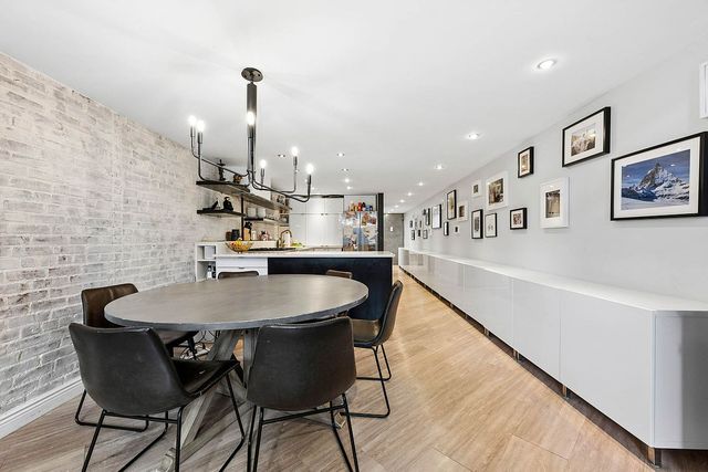 250 Mercer St Apt C205, New York City, NY 10012