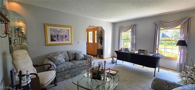 15017 Regency Drive, Strongsville, OH 44149