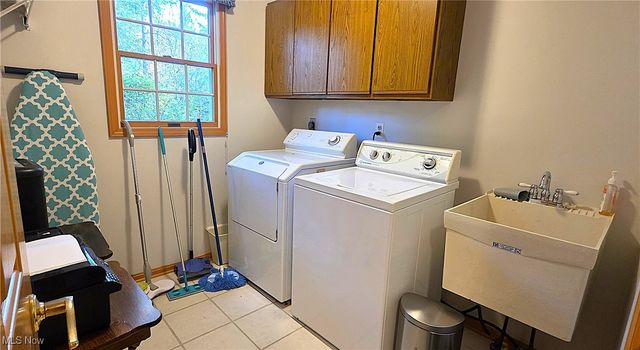 15017 Regency Drive, Strongsville, OH 44149