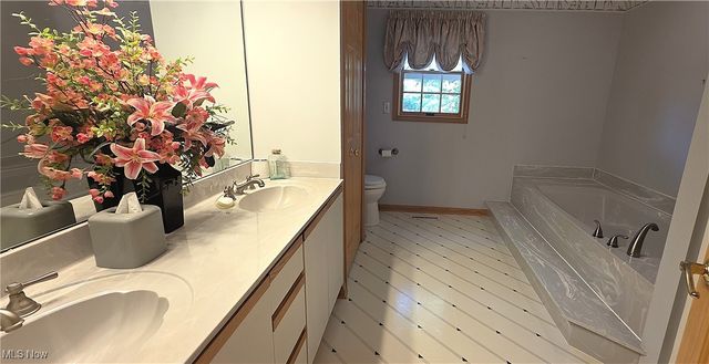 15017 Regency Drive, Strongsville, OH 44149