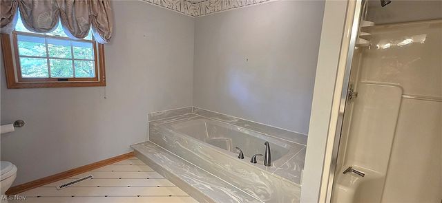 15017 Regency Drive, Strongsville, OH 44149