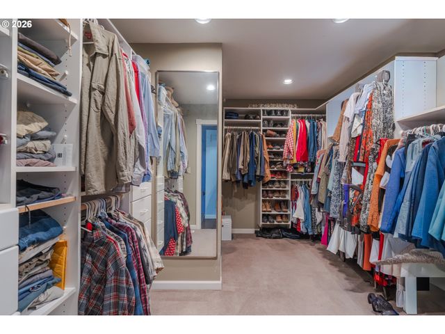 107 GARIBALDI St, Lake Oswego, OR 97035