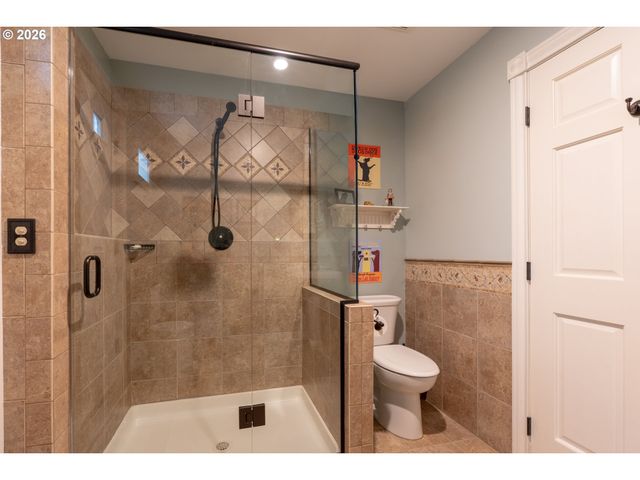 107 GARIBALDI St, Lake Oswego, OR 97035