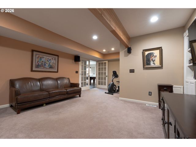 107 GARIBALDI St, Lake Oswego, OR 97035
