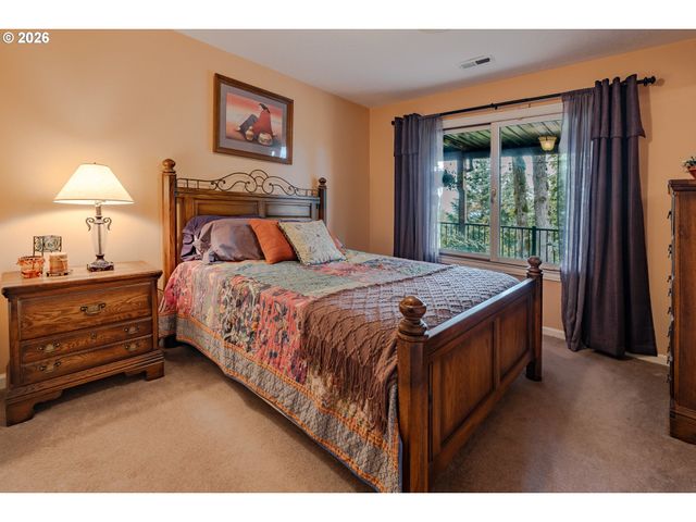 107 GARIBALDI St, Lake Oswego, OR 97035