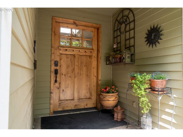 107 GARIBALDI St, Lake Oswego, OR 97035