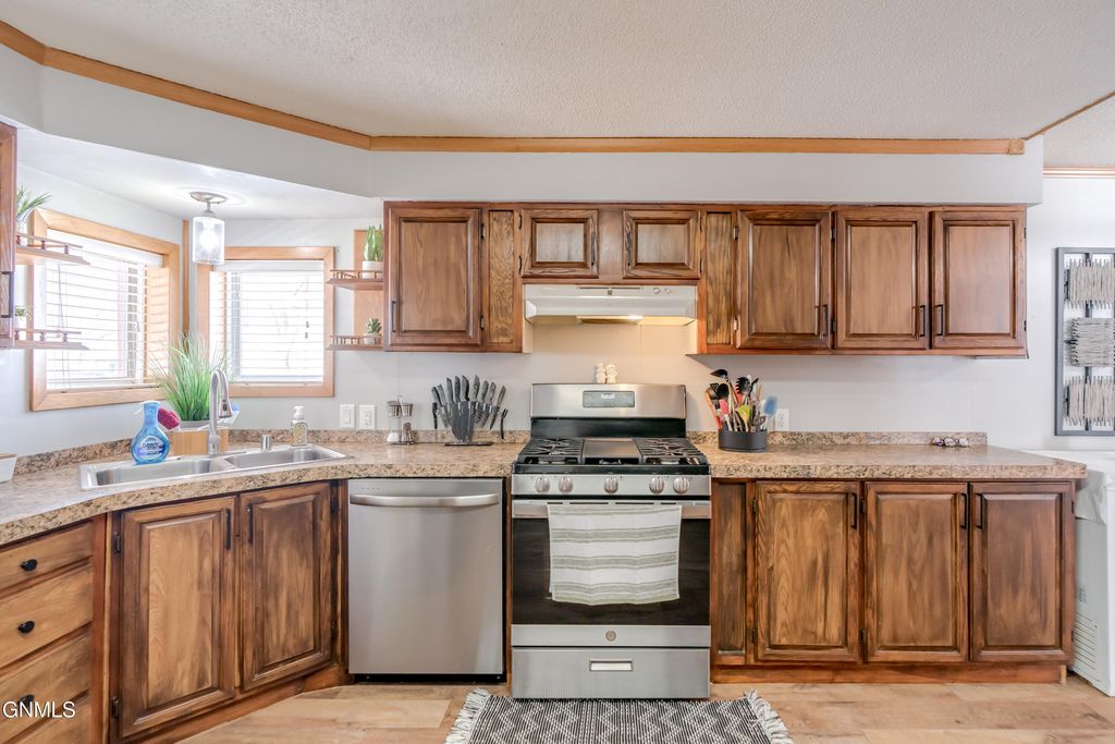 4333 Hale Lane, Bismarck, ND 58503 photo 14