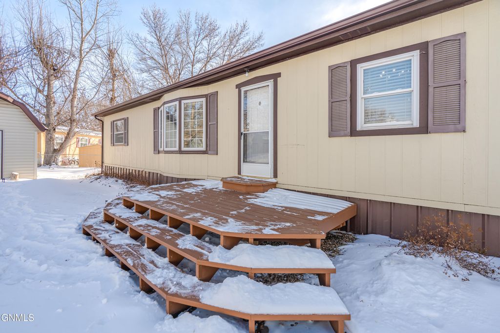 4333 Hale Lane, Bismarck, ND 58503 photo 29