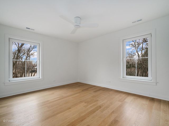 3031 Indianwood Road, Wilmette, IL 60091