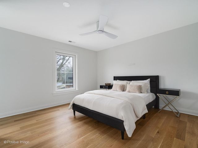 3031 Indianwood Road, Wilmette, IL 60091