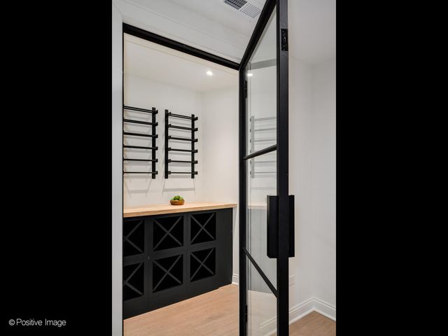 3031 Indianwood Road, Wilmette, IL 60091