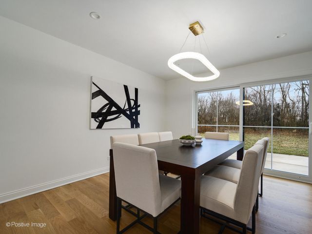 3031 Indianwood Road, Wilmette, IL 60091