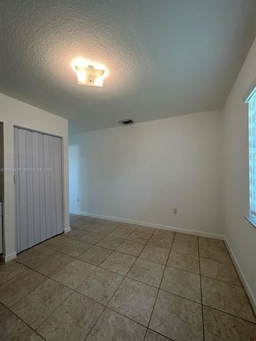 14172 SW 291st Ter, Homestead, FL 33033