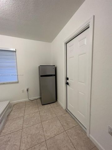 14172 SW 291st Ter, Homestead, FL 33033