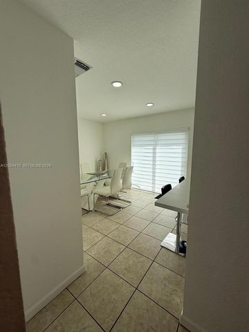 14172 SW 291st Ter, Homestead, FL 33033