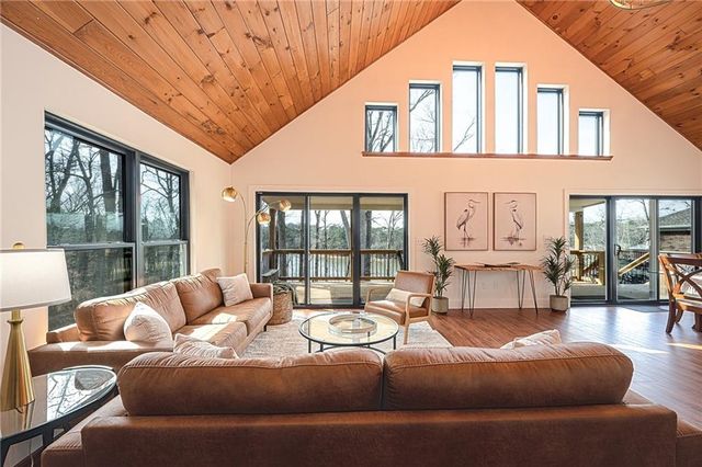 3339 Cove Overlook Drive, Gainesville, GA 30501