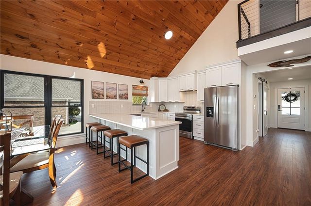 3339 Cove Overlook Drive, Gainesville, GA 30501