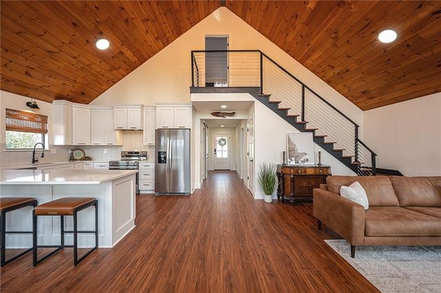 3339 Cove Overlook Drive, Gainesville, GA 30501