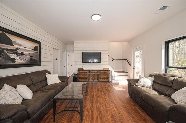 3339 Cove Overlook Drive, Gainesville, GA 30501