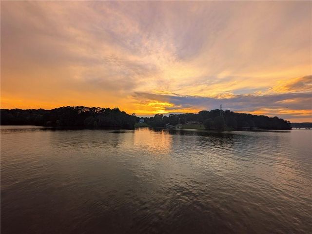 3339 Cove Overlook Drive, Gainesville, GA 30501