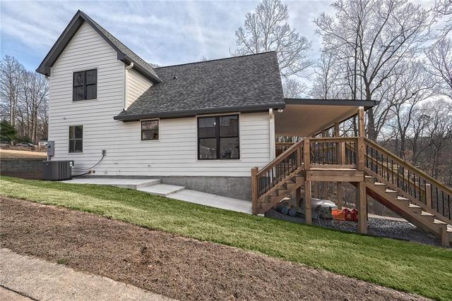 3339 Cove Overlook Drive, Gainesville, GA 30501