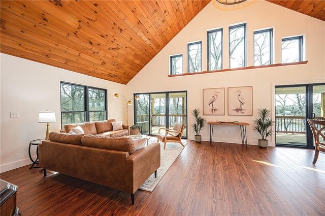 3339 Cove Overlook Drive, Gainesville, GA 30501