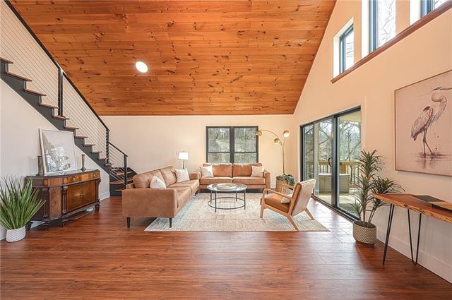 3339 Cove Overlook Drive, Gainesville, GA 30501