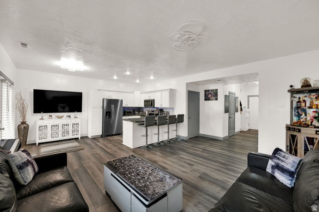 7187 S 420 E, Midvale, UT 84047