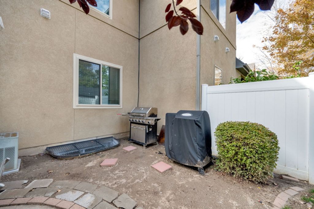 Image 24 of property listing at 7187 S 420 E, Midvale, UT 84047