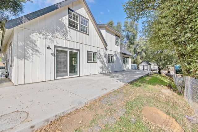 38129 Balch Park Road, Springville, CA 93265