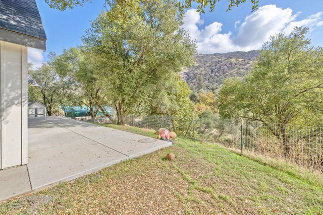 38129 Balch Park Road, Springville, CA 93265