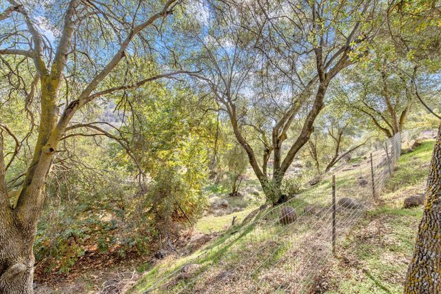 38129 Balch Park Road, Springville, CA 93265