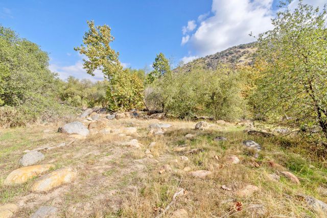 38129 Balch Park Road, Springville, CA 93265