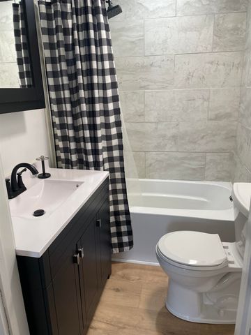 317 S West Street, Angola, IN 46703