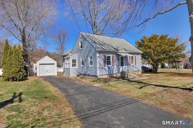 57 Vineyard Road, North Haven, CT 06473