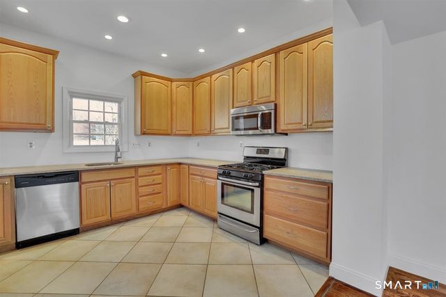 57 Vineyard Road, North Haven, CT 06473