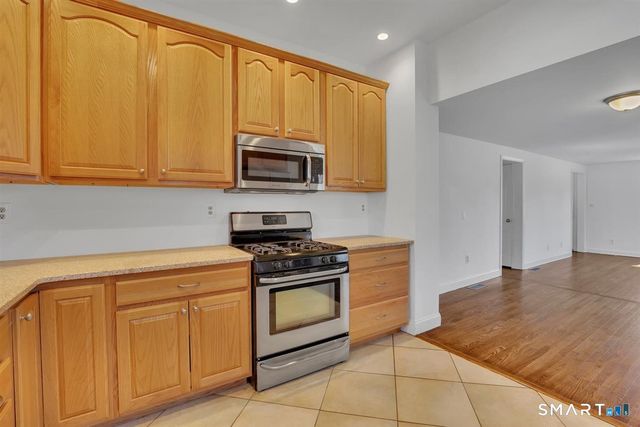 57 Vineyard Road, North Haven, CT 06473