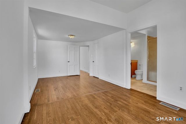 57 Vineyard Road, North Haven, CT 06473