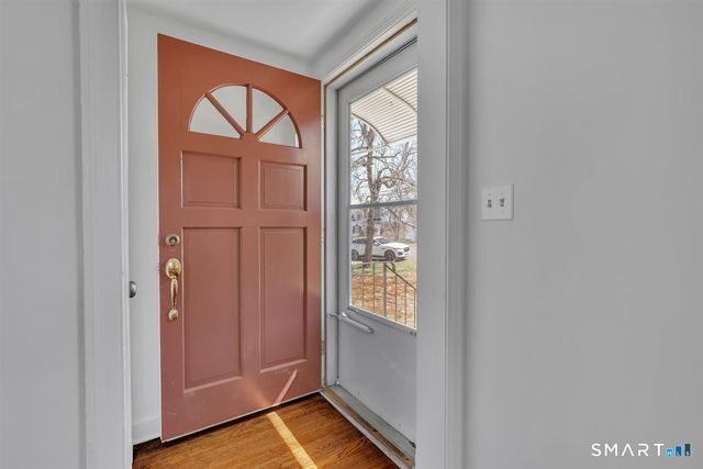 57 Vineyard Road, North Haven, CT 06473