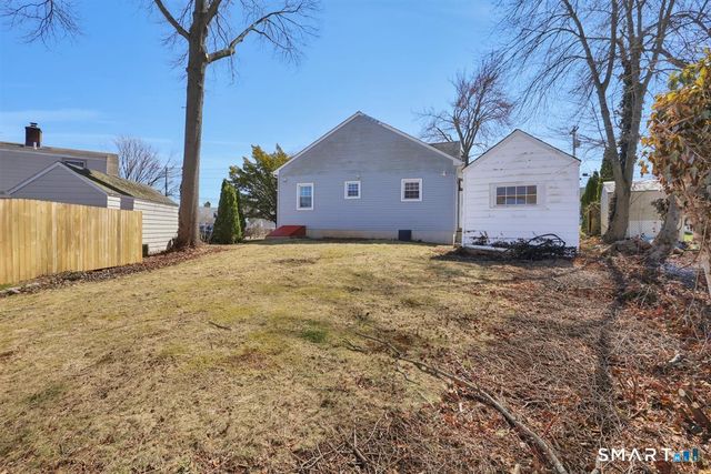 57 Vineyard Road, North Haven, CT 06473