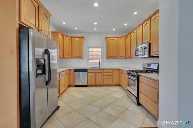 57 Vineyard Road, North Haven, CT 06473