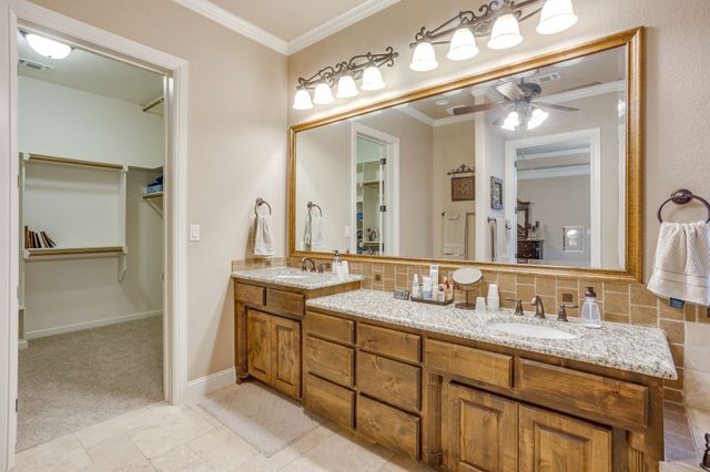 6417 Beacon Vista Circle, Granbury, TX 76049
