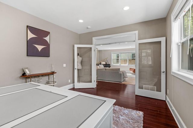 4516 Chowen Avenue S, Minneapolis, MN 55410