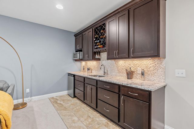 4516 Chowen Avenue S, Minneapolis, MN 55410