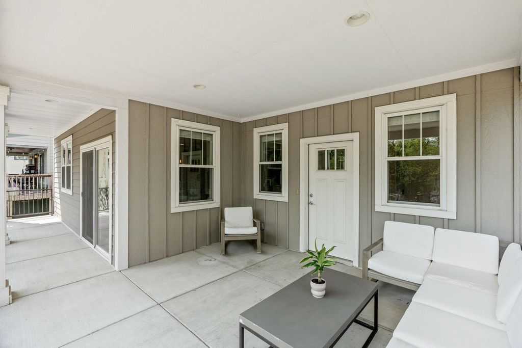 4516 Chowen Avenue S, Minneapolis, MN 55410 — photo 4