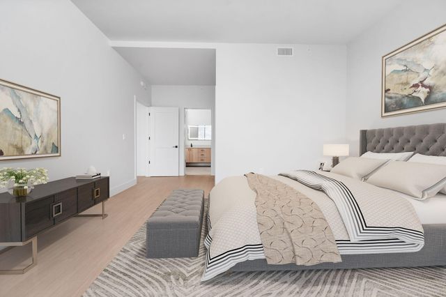 144 Oakes Street SW 2002, Grand Rapids, MI 49503