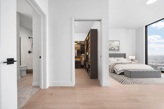 144 Oakes Street SW 2002, Grand Rapids, MI 49503