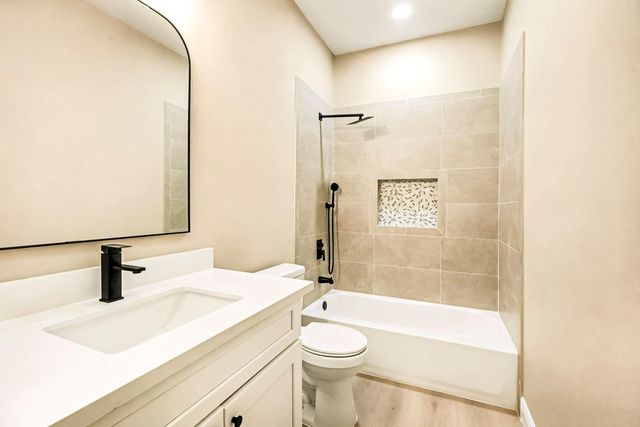 2008 Bellview Street, La Marque, TX 77568